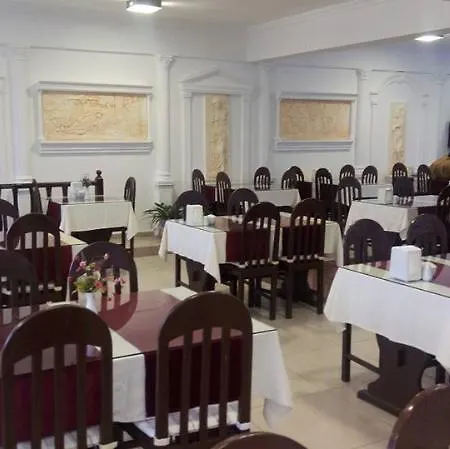 Victoria & 酒店 4*