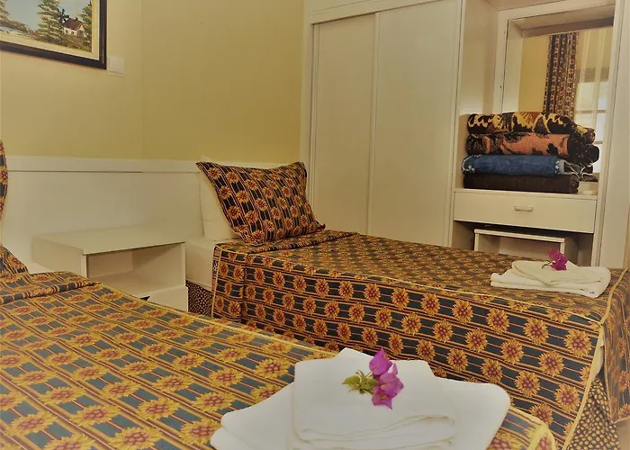 Victoria & Hotel 4*