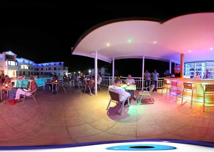 Hotel Victoria & 4*