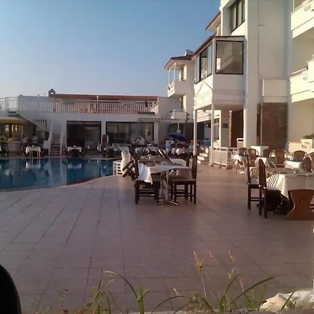 Victoria & ホテル 4*