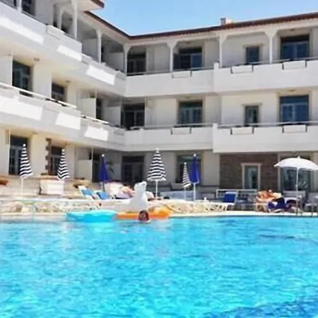 Victoria & تورغوتْريس