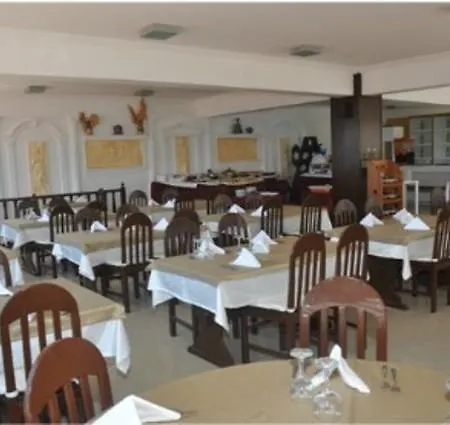 ホテル Victoria &