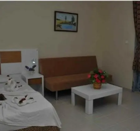 Victoria & ホテル 4*