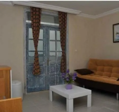 Victoria & 4* トゥルグトレイス