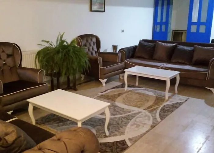 Отель Victoria &